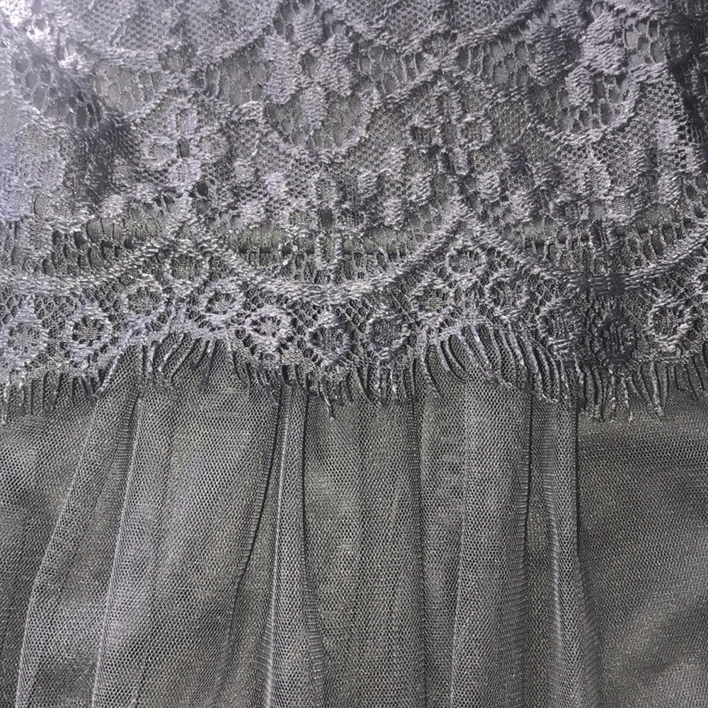 Dress - Picture 4 of 5
